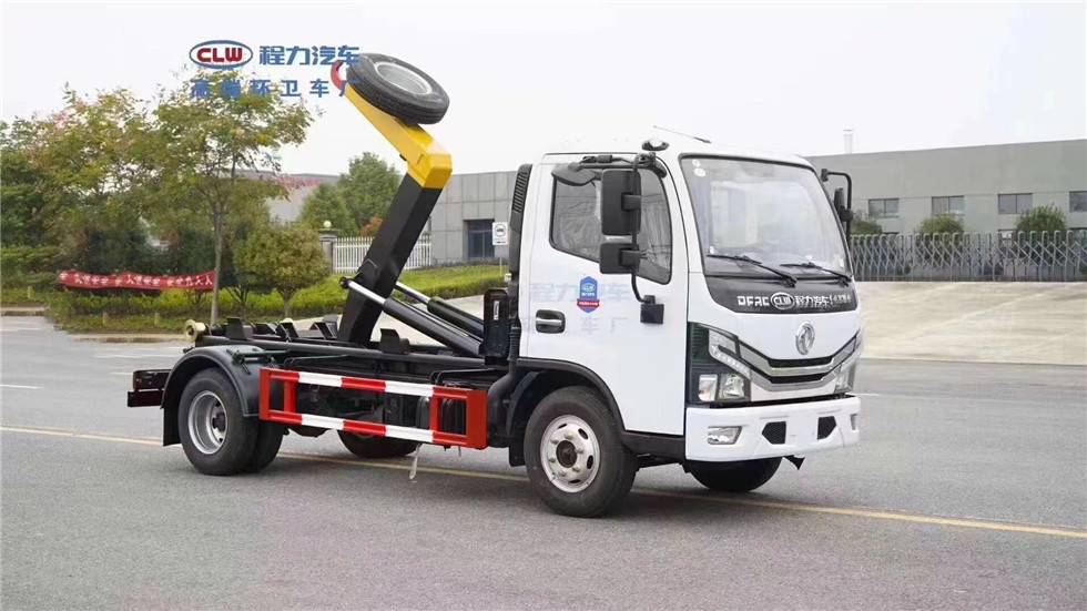 (5方)東風(fēng)小多利卡鉤臂垃圾車