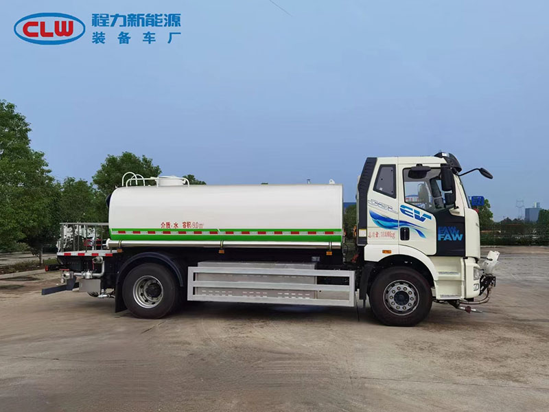 解放9立方純電動(dòng)灑水車